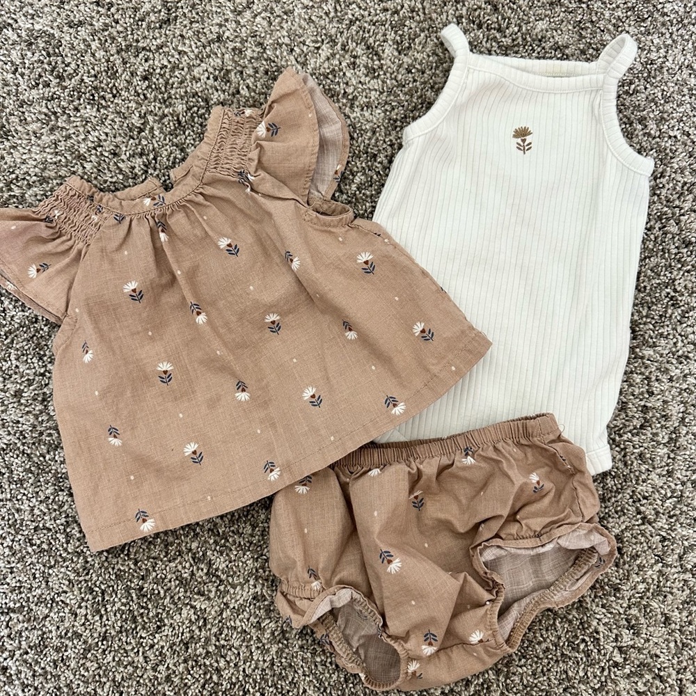 Carter's Kids Brown and Cream Matching Set